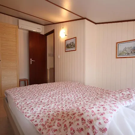 Villa Résidence Tamaris: Belle De Avec Piscine Et Wi-fi Portiragnes