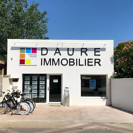 Villa Résidence Tamaris: Belle De Avec Piscine Et Wi-fi *