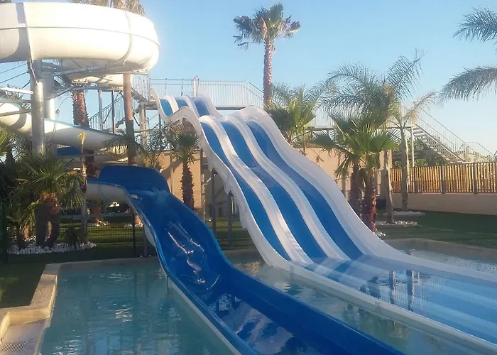 Villa Belle De Climatisee, Tamaris Avec Acces Payant Pour Piscines-animations, Wifi, 2 Chambres, 4 A 6 Couchages Lrtamh7
