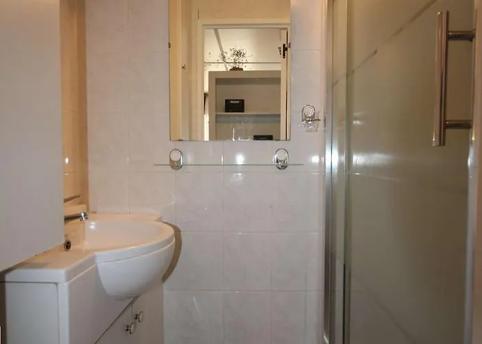 Villa Belle De Climatisee, Tamaris Avec Acces Payant Pour Piscines-animations, Wifi, 2 Chambres, 4 A 6 Couchages Lrtamh7 Portiragnes